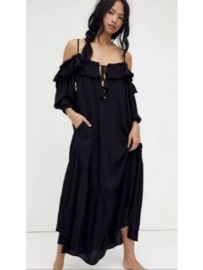 Free People Sarita Endless Summer Cold Shoulder Ruffle Button Black Midi Dress